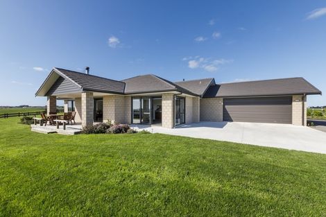 Photo of property in 268 Halcombe Road, Feilding, 4775