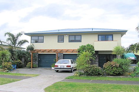 Photo of property in 122 Lorraine Place, Whangamata, 3620