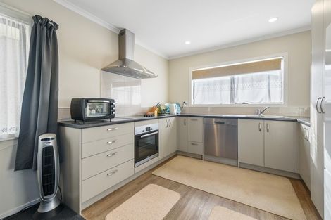 Photo of property in 63u5 Knighton Road, Hillcrest, Hamilton, 3216