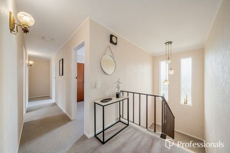 Photo of property in 14 Hibiscus Grove, Maungaraki, Lower Hutt, 5010