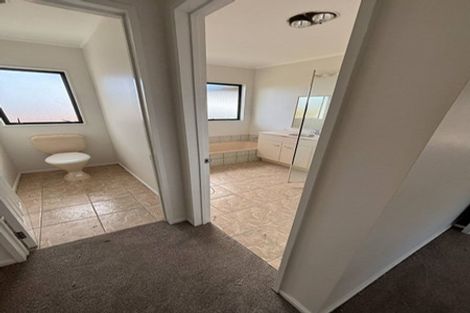 Photo of property in 14 Arrowsmith Drive, Clover Park, Auckland, 2019