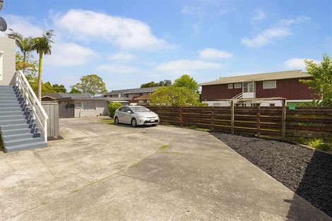 Photo of property in 1a/1 Divich Avenue, Te Atatu South, Auckland, 0610