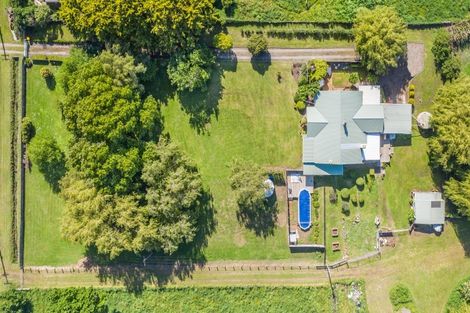 Photo of property in 111 Avenue Road, Foxton, 4891