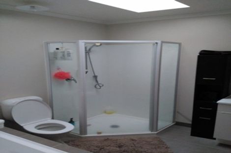 Photo of property in 146d Glengarry Road, Glen Eden, Auckland, 0602