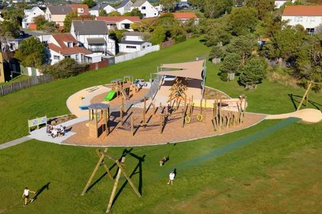 Photo of property in 60 Rochdale Drive, Churton Park, Wellington, 6037