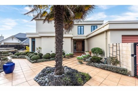 Photo of property in 7 Palazzo Lane, Riccarton, Christchurch, 8011