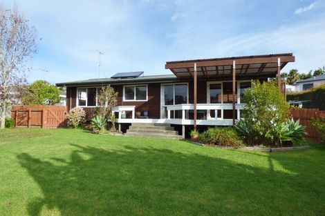 Photo of property in 43 Charlotte Street, Stanmore Bay, Whangaparaoa, 0932