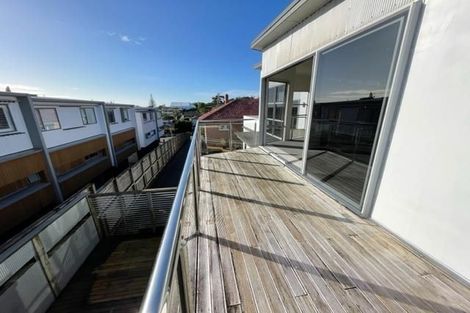 Photo of property in 348 Beach Road, Mairangi Bay, Auckland, 0630