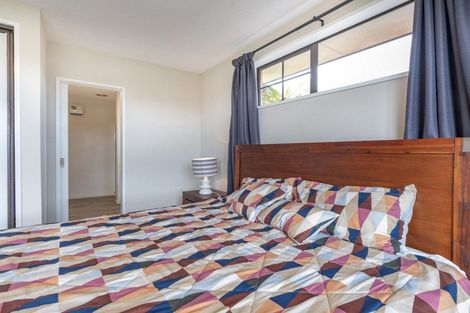 Photo of property in 115 Hawthornden Road, Avonhead, Christchurch, 8042