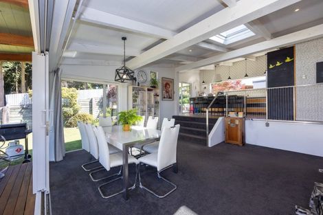 Photo of property in 12 Hillview Place, Wanaka, 9305