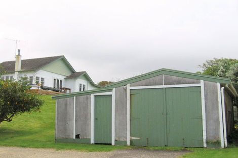 Photo of property in 4 Moana Road, Okitu, Gisborne, 4010