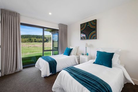 Photo of property in 32 The Fairways, Kinloch, Taupo, 3377
