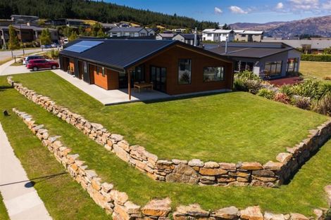 Photo of property in 20 Infinity Drive, Wanaka, 9305