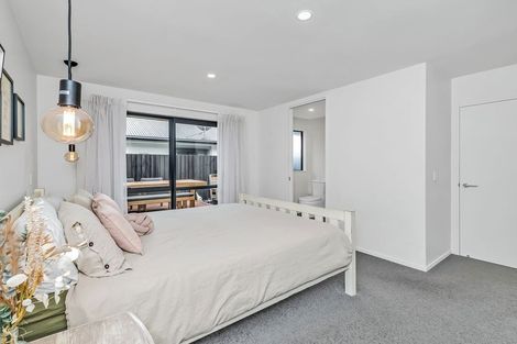 Photo of property in 3 Guyon Street, Marshland, Christchurch, 8083