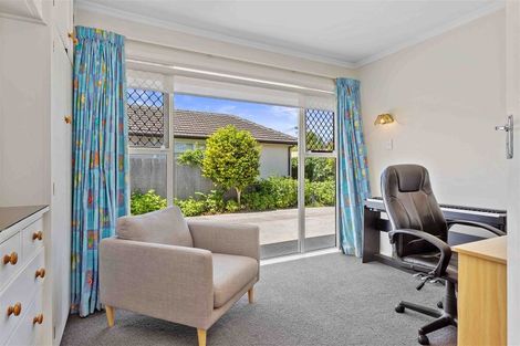 Photo of property in 265 Weston Road, Mairehau, Christchurch, 8052