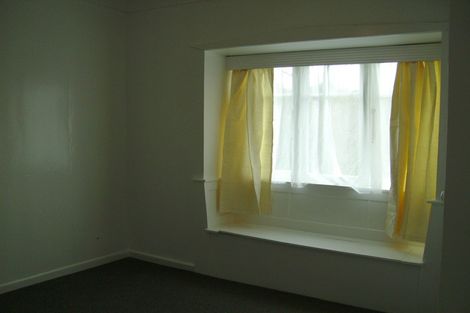 Photo of property in 2/12 Hinekohu Street, New Lynn, Auckland, 0600