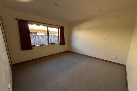Photo of property in 6 Doneraille Place, Bethlehem, Tauranga, 3110
