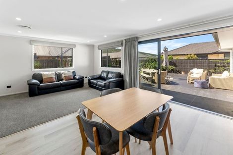 Photo of property in 6 George Fyfe Way, Wakefield, 7025