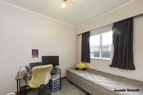 Photo of property in 45 Kentucky Way, Awapuni, Palmerston North, 4412