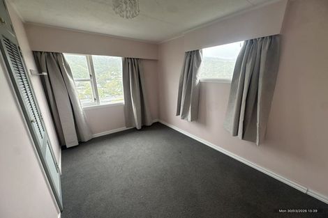 Photo of property in 15 Holborn Drive, Stokes Valley, Lower Hutt, 5019