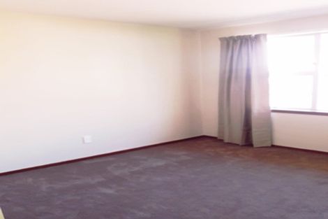 Photo of property in 33 Guinness Crescent, Ilam, Christchurch, 8041