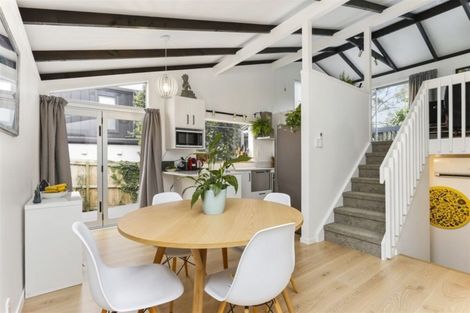 Photo of property in 4/101 Birkenhead Avenue, Birkenhead, Auckland, 0626