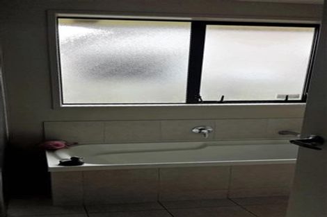 Photo of property in 76b Gibson Road, Tuakau, 2121