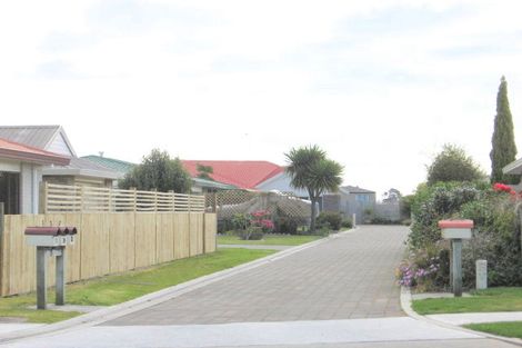 Photo of property in 66 Evans Road, Papamoa Beach, Papamoa, 3118