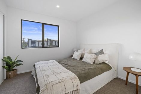 Photo of property in 2/4 Glenburn Road, Hobsonville, Auckland, 0616