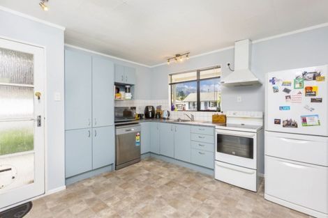 Photo of property in 6f2- Gemstone Drive, Birchville, Upper Hutt, 5018