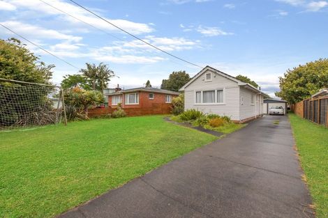 Photo of property in 4 River Road, Te Atatu Peninsula, Auckland, 0610
