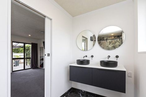 Photo of property in 20b Dunbarton Street, Redwood, Christchurch, 8051