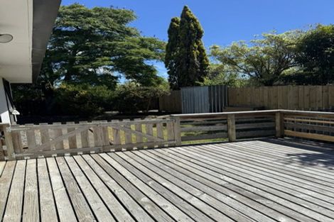 Photo of property in 23 Midgley Road, West Harbour, Auckland, 0618