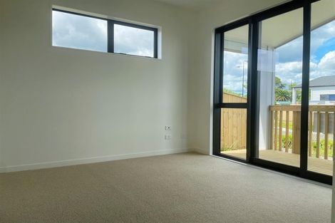 Photo of property in 8 Ihi Place, Karaka, 2578