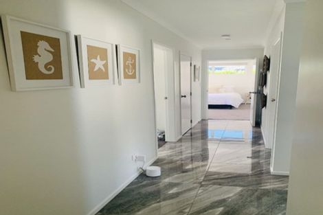 Photo of property in 17 Pimelea Street, Papamoa Beach, Papamoa, 3118