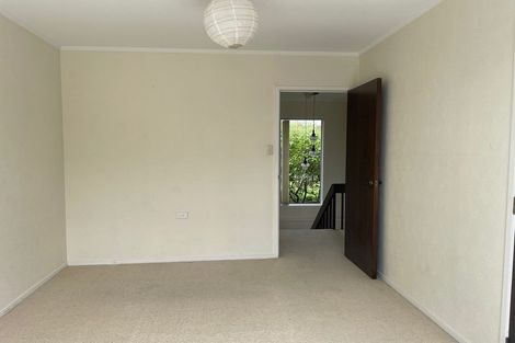 Photo of property in 1/37 Shanaway Rise, Hillcrest, Auckland, 0627