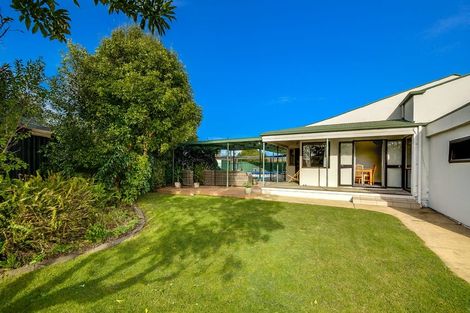 Photo of property in 11 Donegal Crescent, Tamatea, Napier, 4112