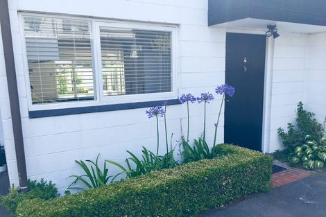 Photo of property in 102 Winchester Street, Merivale, Christchurch, 8014