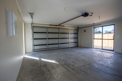 Photo of property in 1 Devon Lane, Carterton, 5713