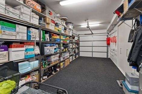 Photo of property in 1/64 Holly Road, St Albans, Christchurch, 8014