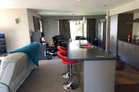 Photo of property in 20 Foresters Crescent, Parklands, Christchurch, 8083