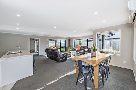 Photo of property in 31 Navy Loop, Rolleston, 7614