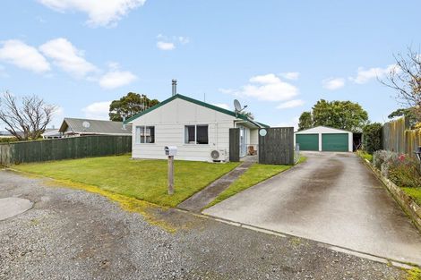 Photo of property in 105 Hillcrest Drive, Kelvin Grove, Palmerston North, 4414