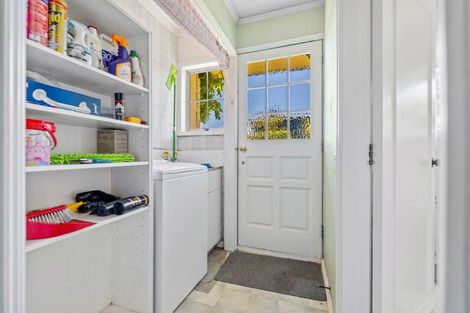 Photo of property in 10 Te Hepera Street, Waipahihi, Taupo, 3330