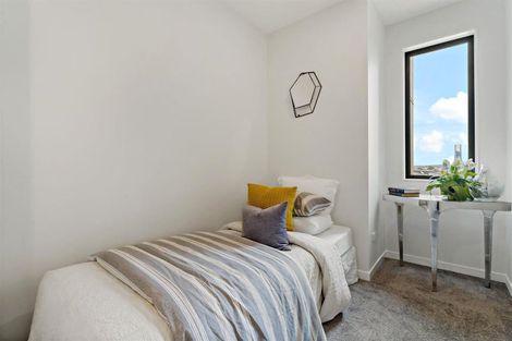 Photo of property in 19 Tieke Lane, Massey, Auckland, 0614