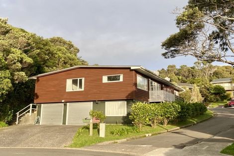 Photo of property in 15f2 Bloomsbury Grove, Newlands, Wellington, 6037