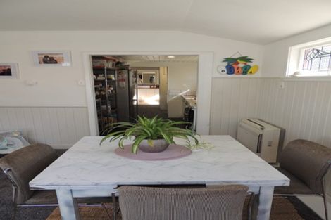 Photo of property in 20 Saltaire Street, North New Brighton, Christchurch, 8083