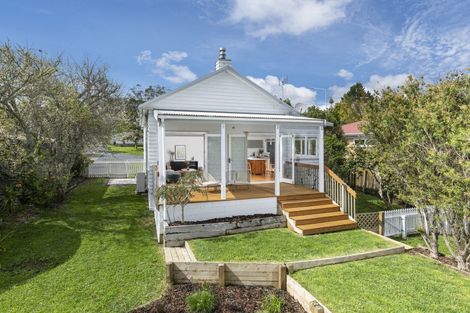 Photo of property in 226 Upper Harbour Drive, Greenhithe, Auckland, 0632