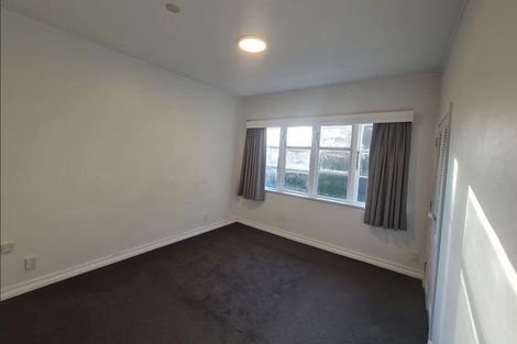 Photo of property in 51 Albemarle Road, Northland, Wellington, 6012