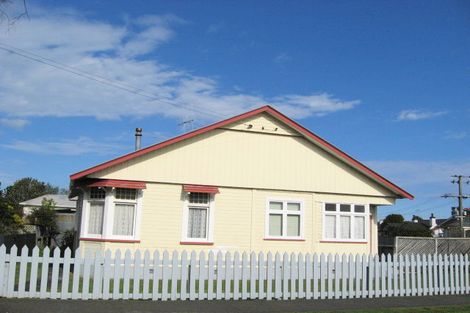 Photo of property in 8 Mason Terrace, Gonville, Whanganui, 4501